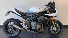 Triumph Speed TRIPLE 1200 RR (21MY)